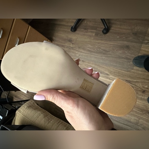 Sandals by “Jeffrey Campbell” size 7.5 new - Picture 8 of 10